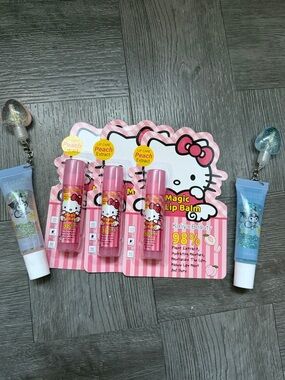 Hello Kitty Peach Magic Lip Balm Pack - Pink